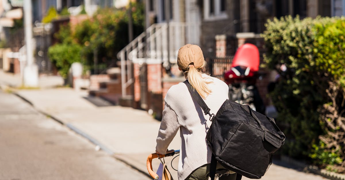 What is the difference between janitorial and commercial cleaning?